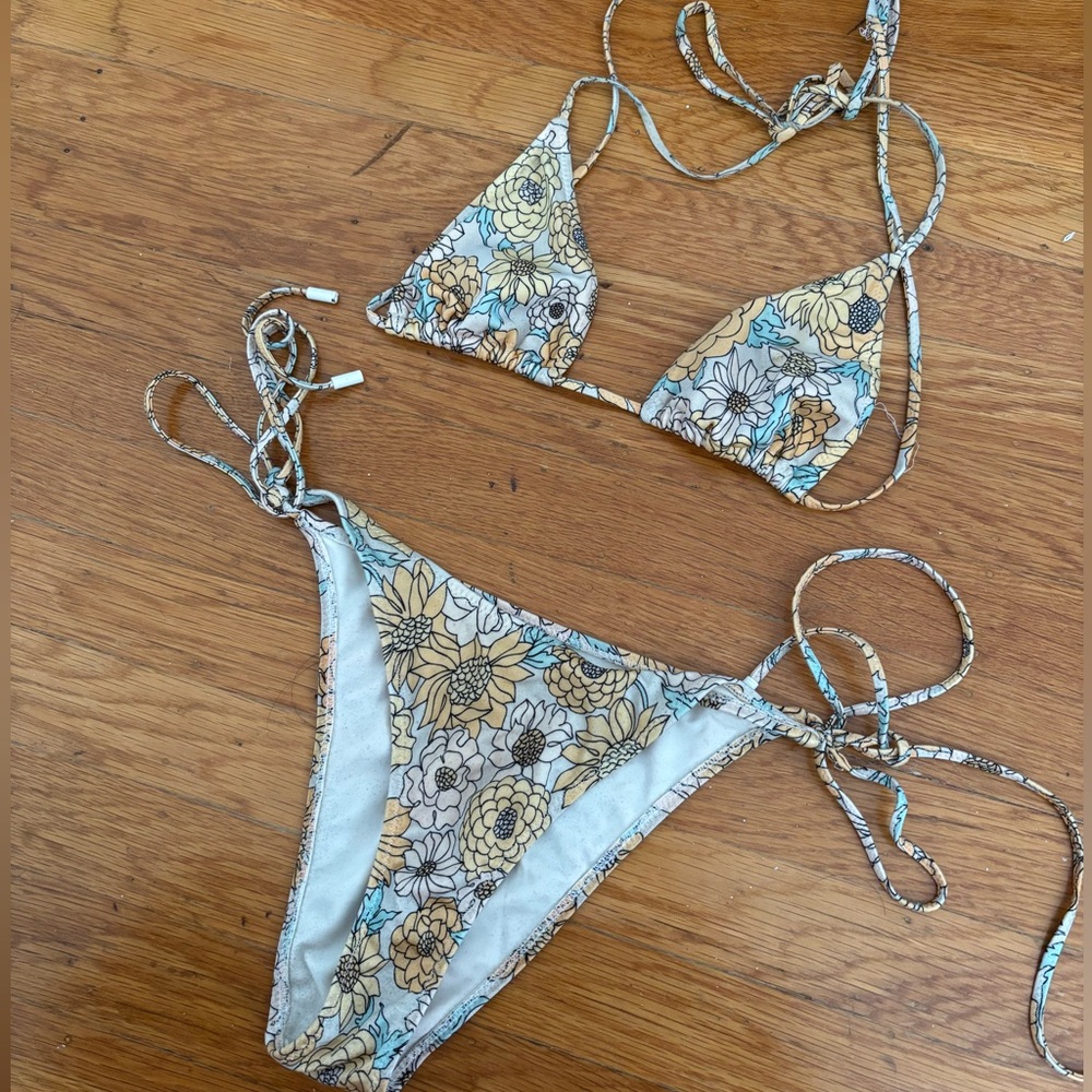 TRIANGL BIKINI
